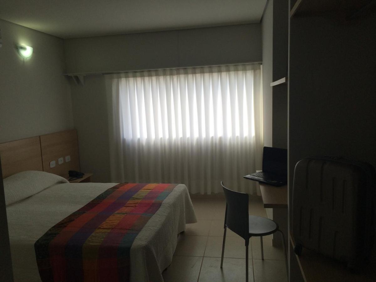 Itumbiara Palace Hotel Δωμάτιο φωτογραφία