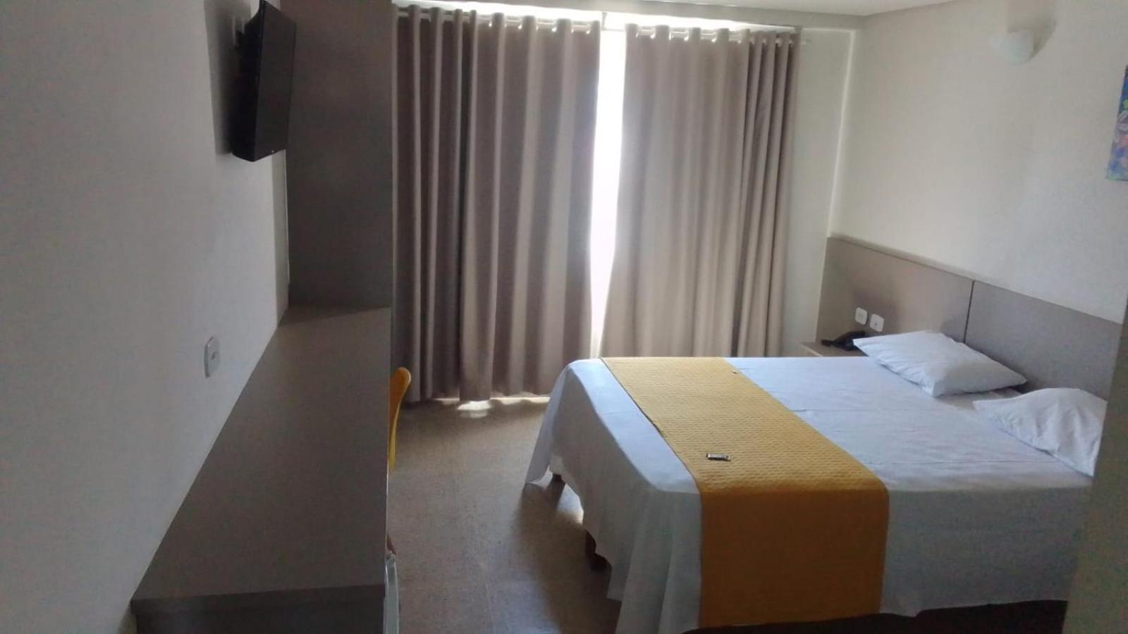 Itumbiara Palace Hotel Εξωτερικό φωτογραφία